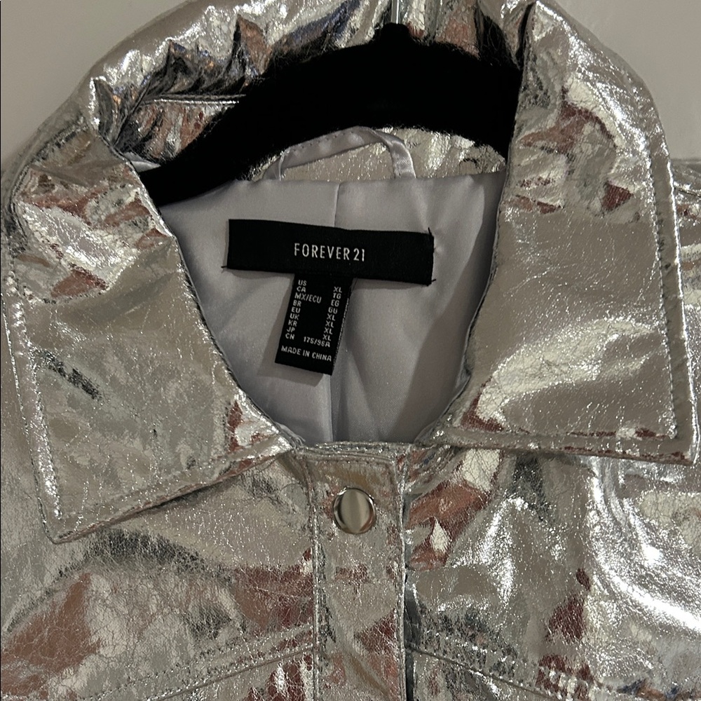 Forever 21 Shiny Silver Women's Snap Close Jacket - Picture 2 of 3